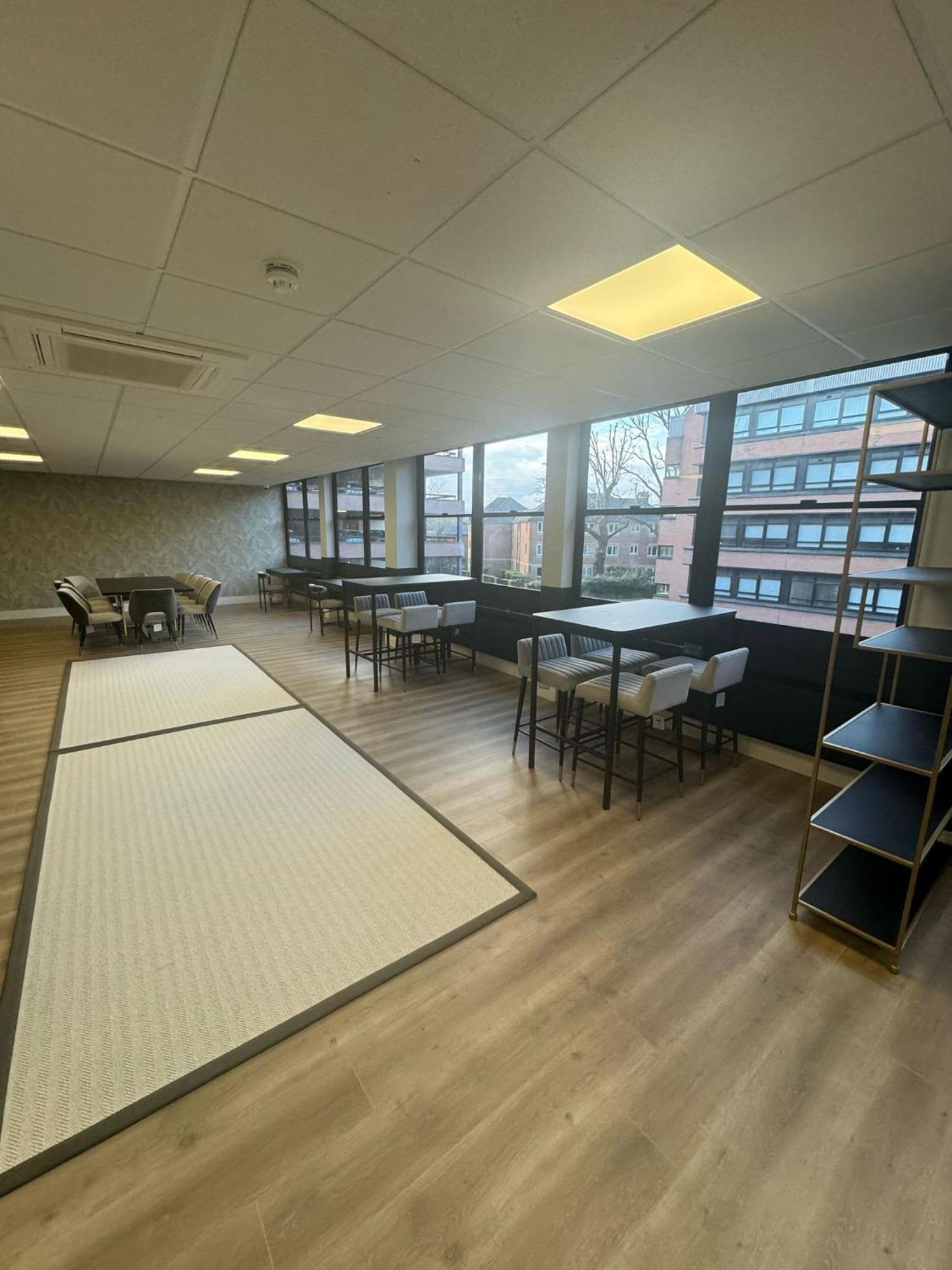 Modern And Stylish 1 Bed Apartment In East Grinstead Eksteriør billede